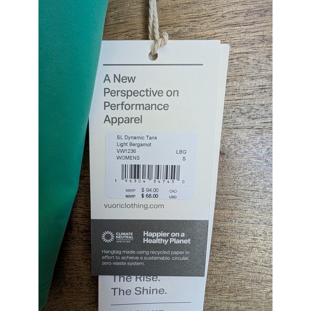 NWT Vuori Sl Dynamic Tank Top Womens Small Green Performance Stretchy Racerback - Picture 4 of 4